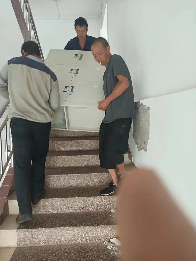 搬家过程中遇到问题?听听这些搬家电话如何“出招”
